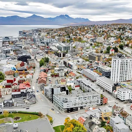 2-bedroom By The Bridge * Tromsø