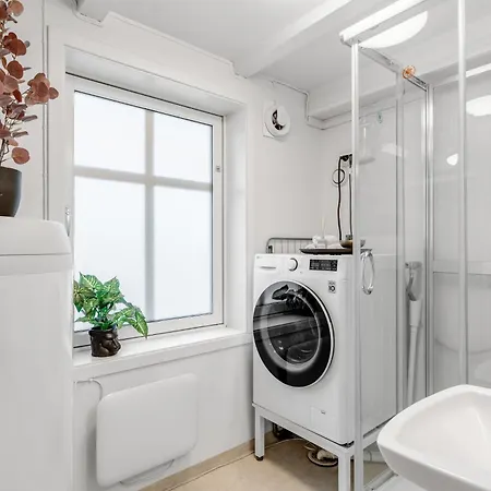 2-bedroom By The Bridge شقة ترومسو