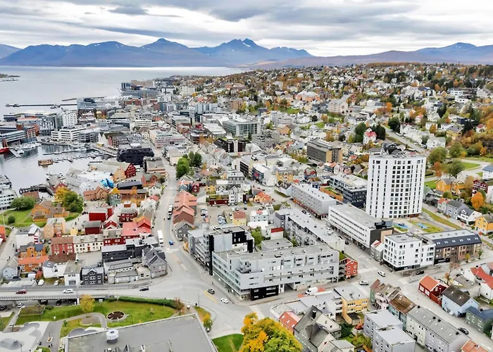 2-bedroom By The Bridge * Tromsø