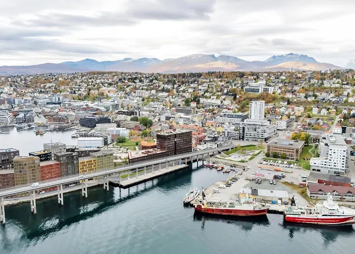 2-bedroom By The Bridge * Tromsø