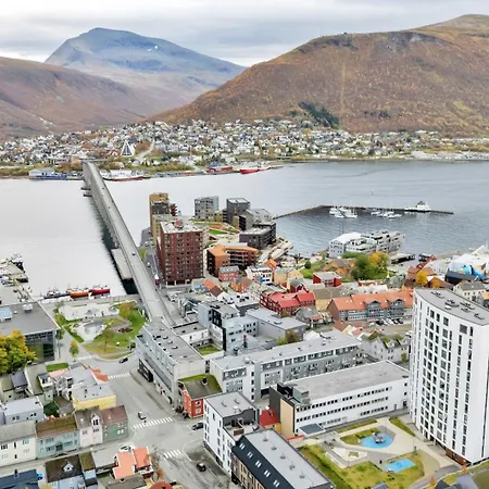 2-bedroom By The Bridge